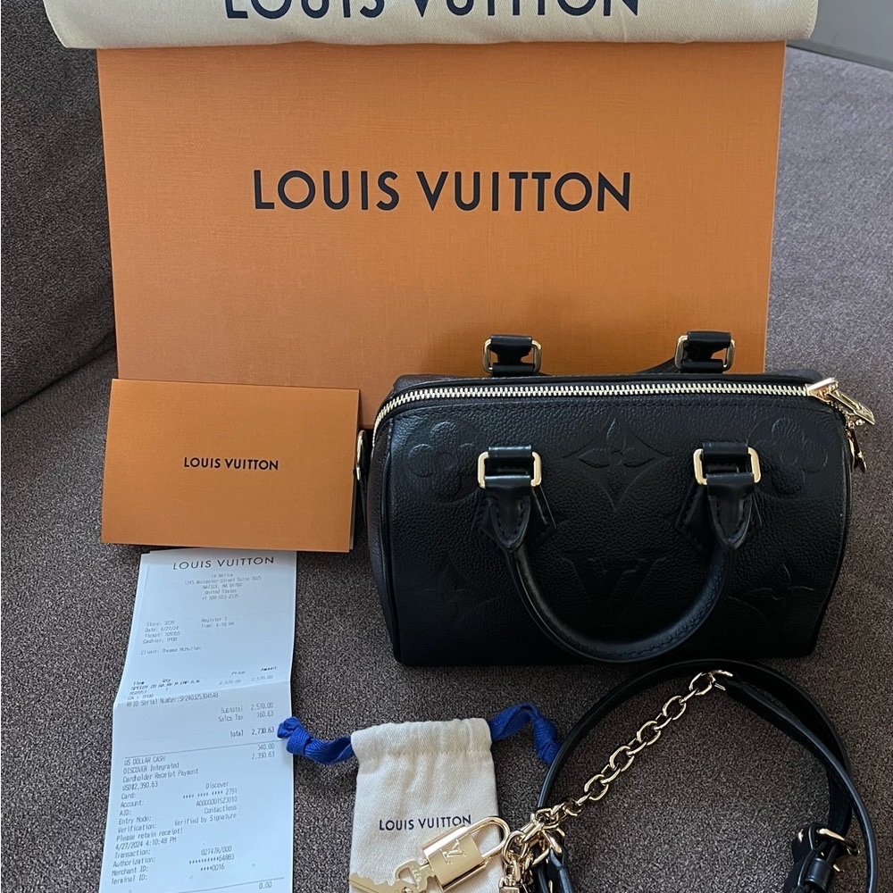 Louis Vuitton Black Speedy Bandoulière 20